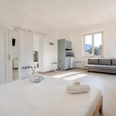 Mondello House